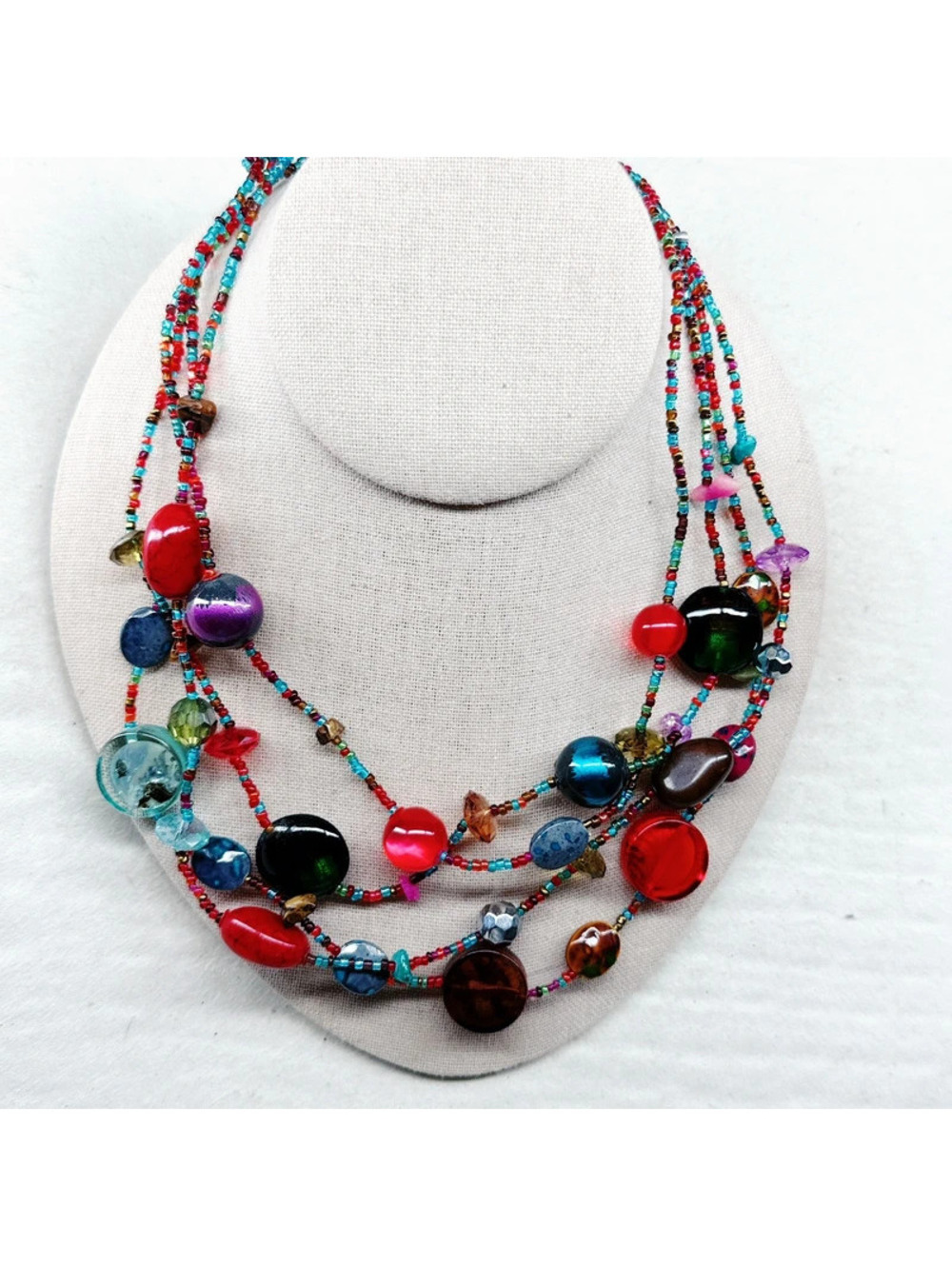3119mc. Red Seed Bead Necklace